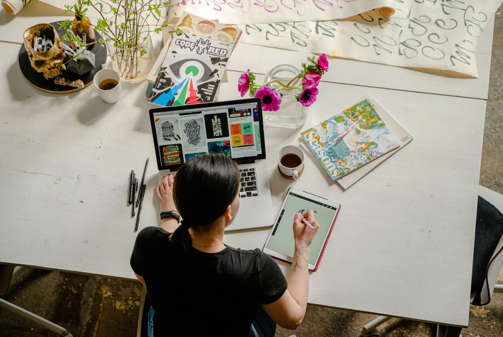 This Is The Blockchain And It May Rule The World - Art table